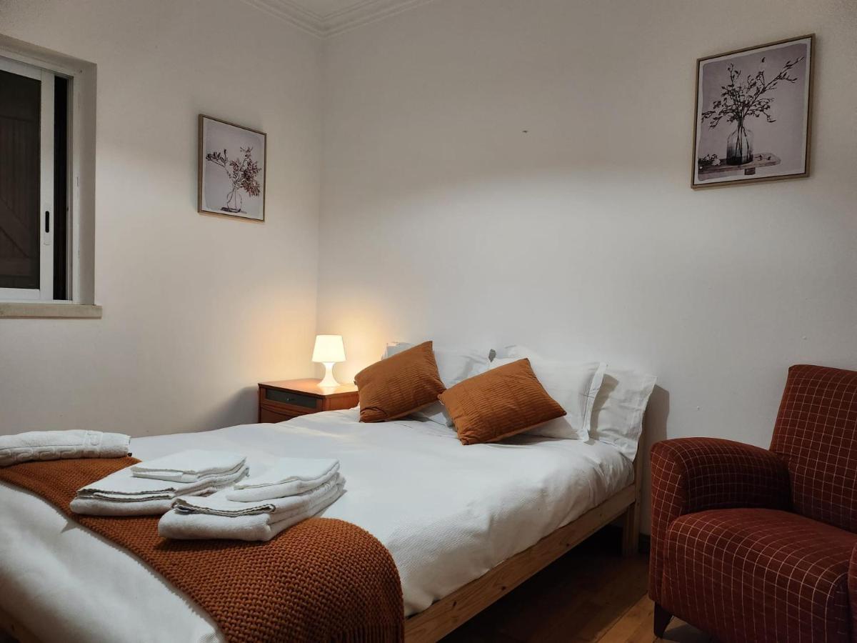 A Casa De Pedra Hotel Amora Esterno foto
